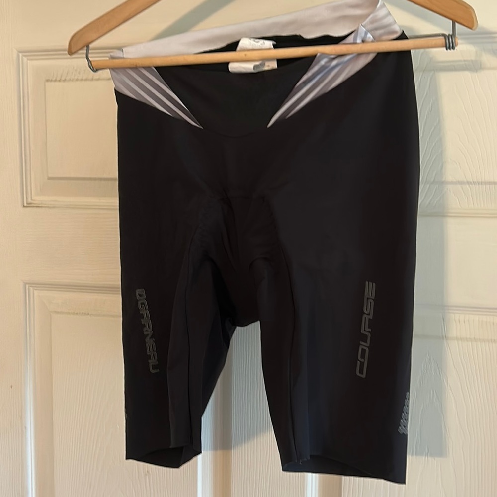 LG med women’s cycling shorts
